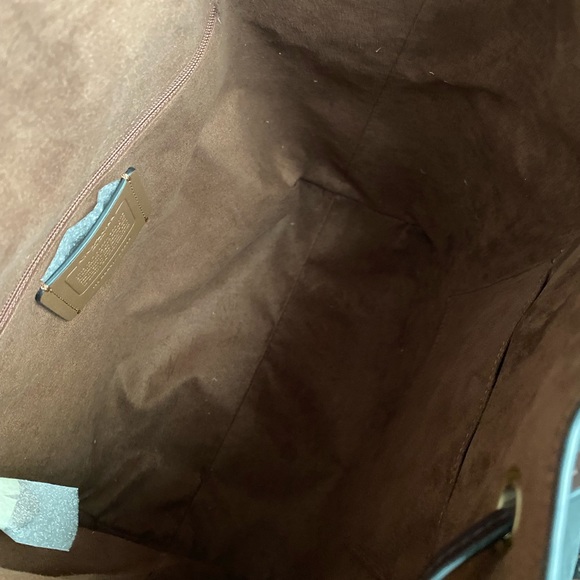 Coach Kleo backpack with matching wallet - Picture 5 of 11